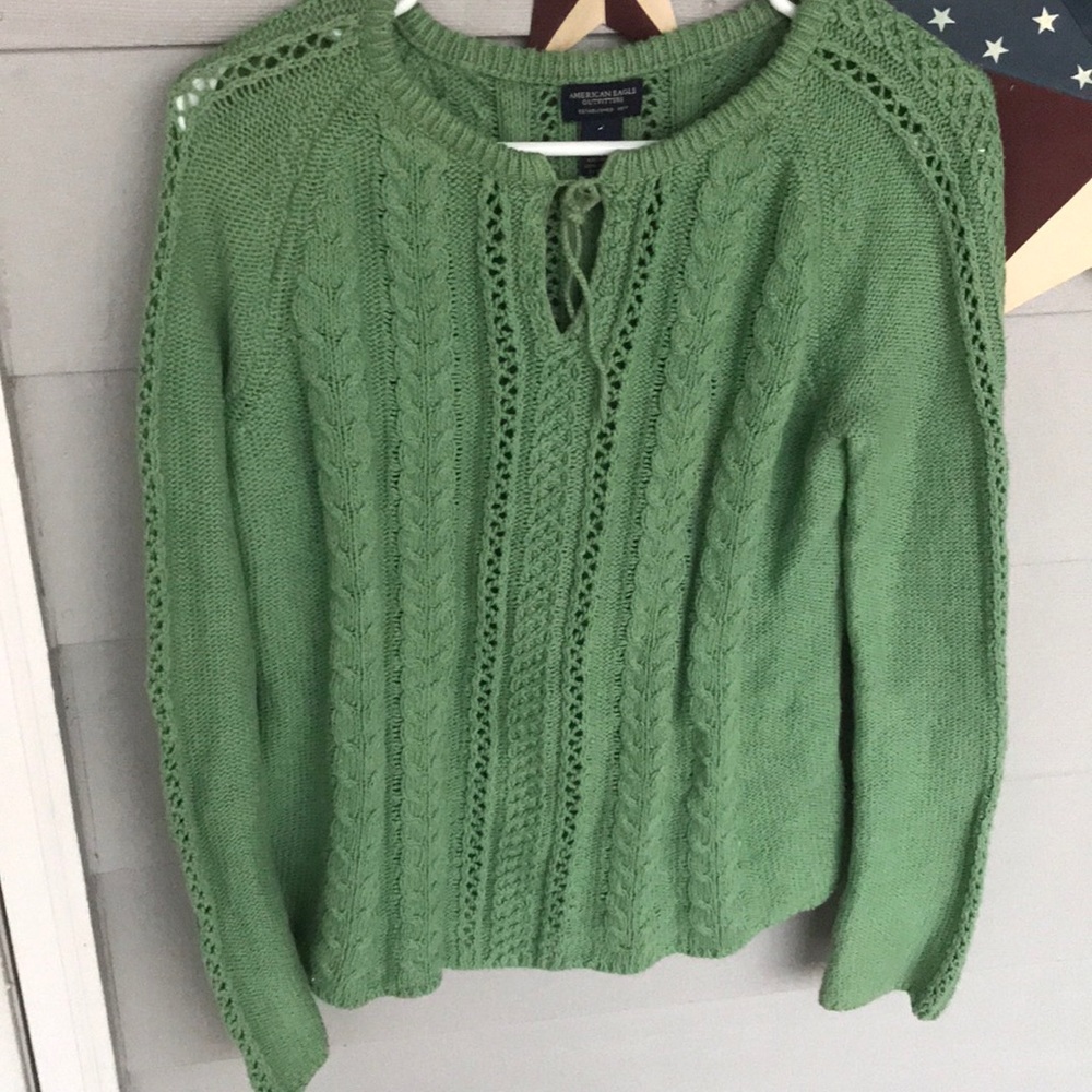 American Eagle sweater